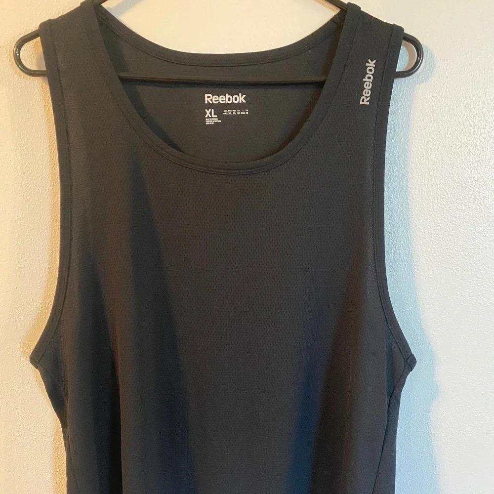 Reebok Tank Top [B22]